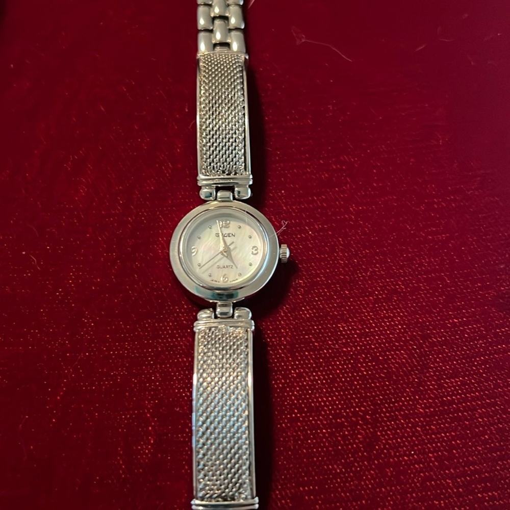 Vintage Mother of Pearl Silver Gruen Watch